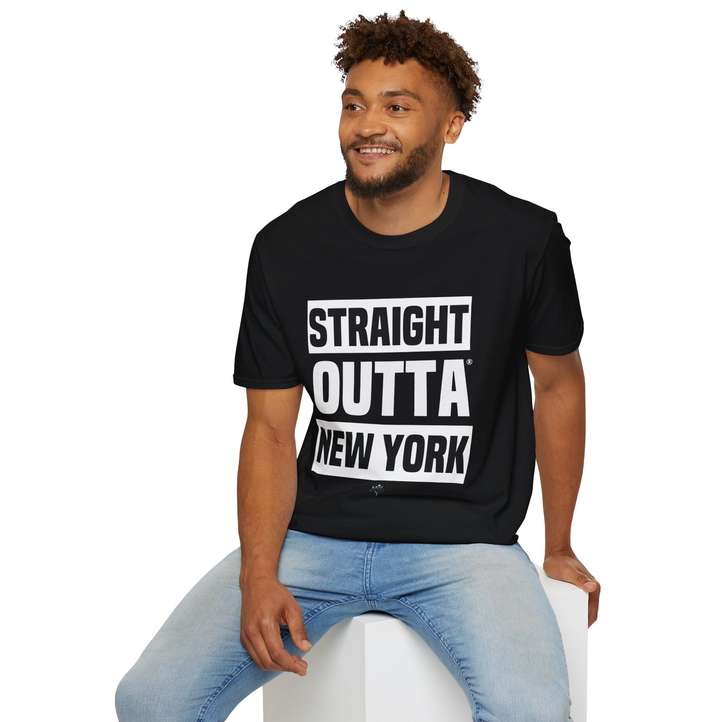 Straight Outta New York - Unisex T-Shirt